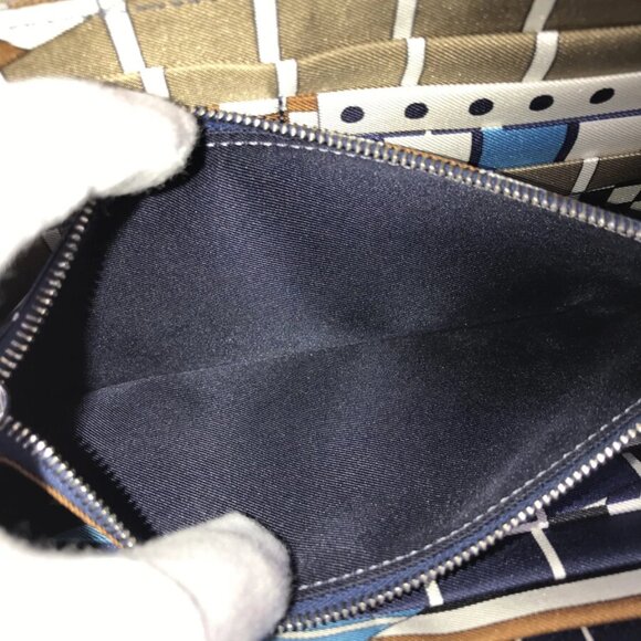 HERMES Azap Long Silkine Long wallet Round zipper - Picture 9 of 16